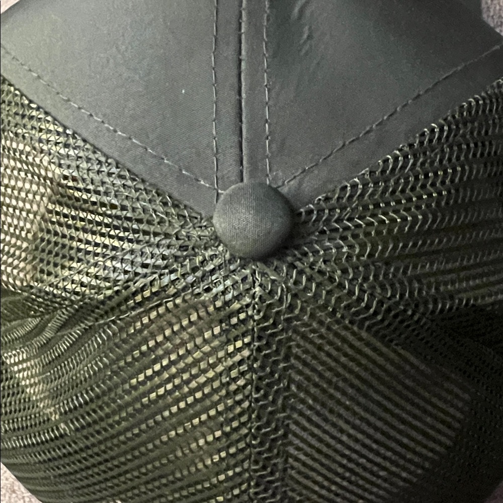 NWOT 🐠 BASS PRO SHOPS DARK GREEN ADJUSTABLE MESH TRUCKER HAT BASEBALL CAP Unisex - Picture 7 of 9